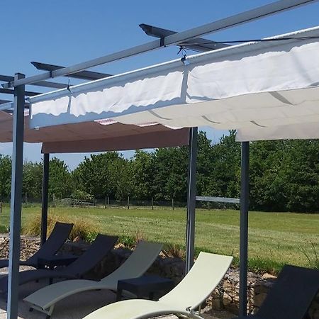 Beautiful 2 Bed Cottage With Swimming Pool Pagéas Exteriör bild