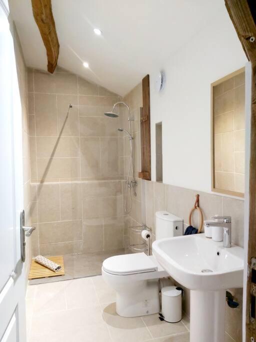 Beautiful 2 Bed Cottage With Swimming Pool Pagéas Exteriör bild