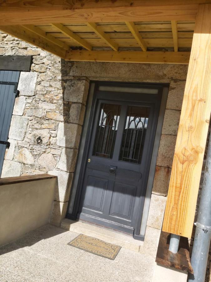 Beautiful 2 Bed Cottage With Swimming Pool Pagéas Exteriör bild