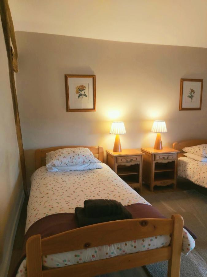 Beautiful 2 Bed Cottage With Swimming Pool Pagéas Exteriör bild