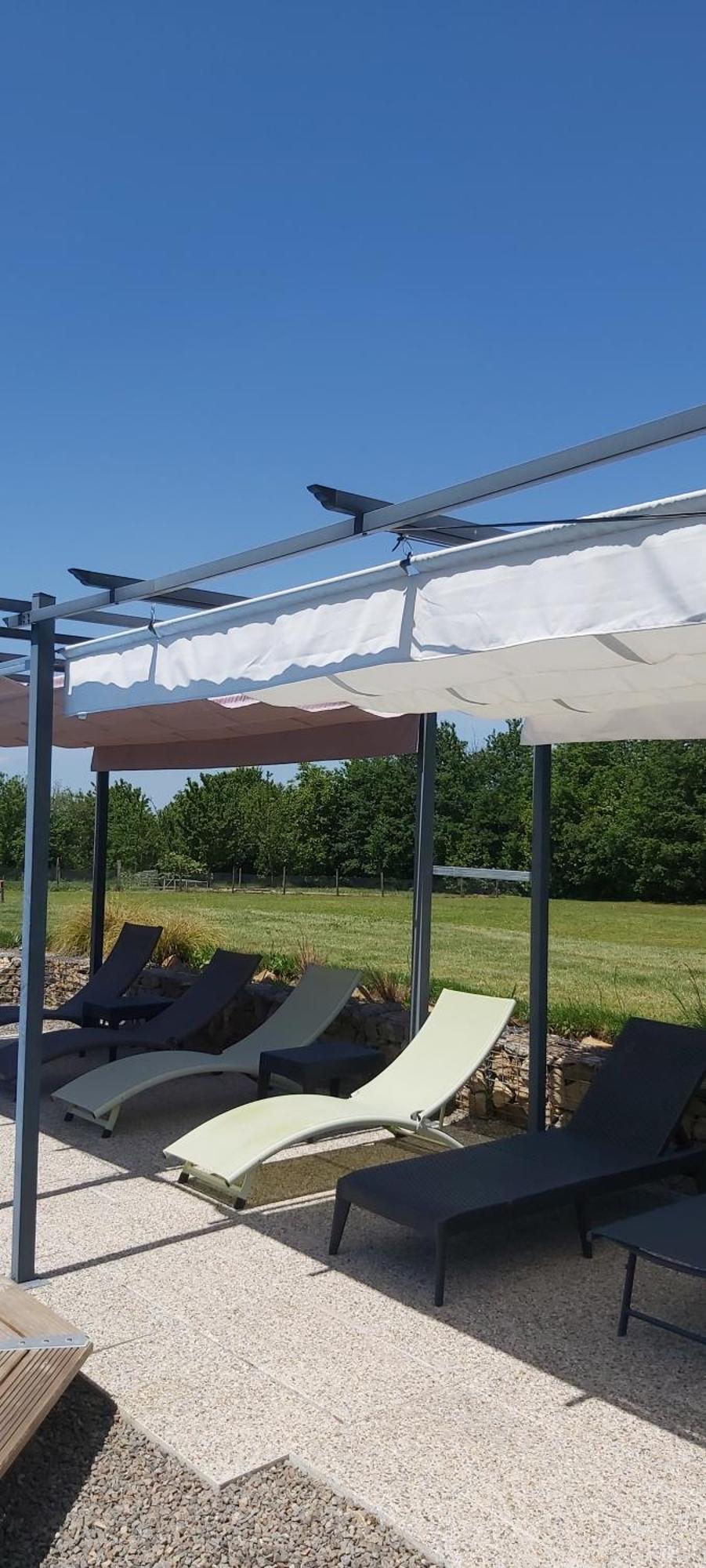 Beautiful 2 Bed Cottage With Swimming Pool Pagéas Exteriör bild